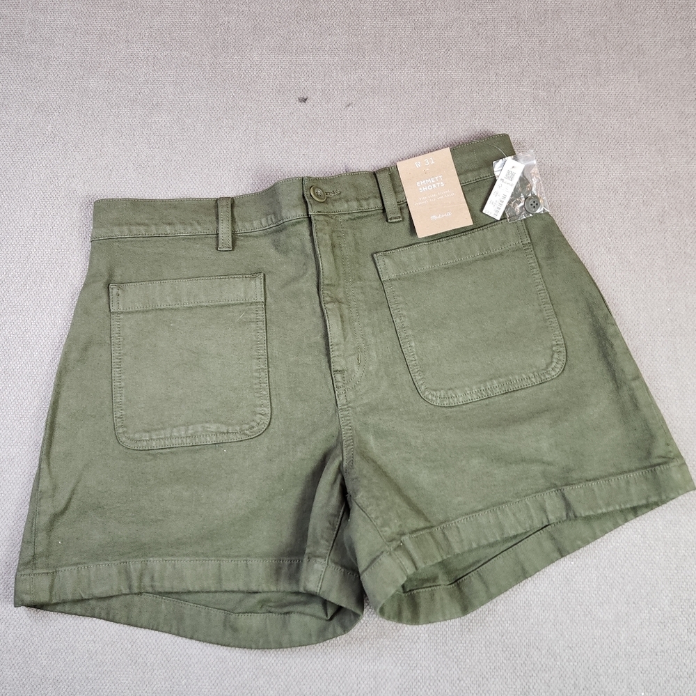 NWT Madewell The Emmett Shorts Green Garment Dye Patch Pockets Size 31 (12)
